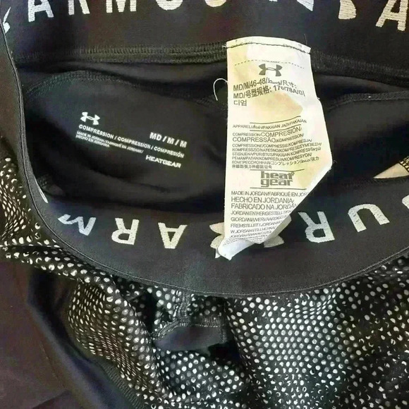 Under Armour Black & White Leggings Women’s Medium - Picture 7 of 7